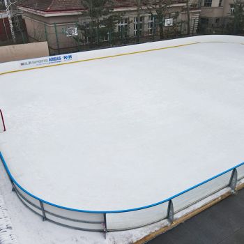Mobile Icerinks 5 <p>H+H TECHNIKA will sell and rent a mobile ice rink for you for the season</p>