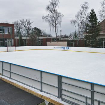 Mobile Icerinks 9 <p>The mobile ice rink is equipped with high-quality boards</p>